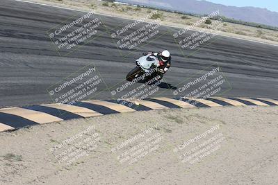 media/Jan-16-2026-CVMA Friday Practice (Fri) [[6f2bf47531]]/5-Racer 4-Trackday1/Session 2 (Bowl)/